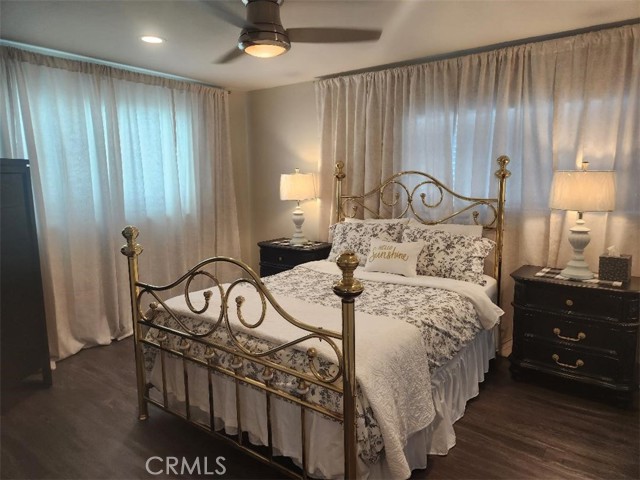 Detail Gallery Image 10 of 12 For 12028 Brookshire, Downey,  CA 90242 - 2 Beds | 2 Baths