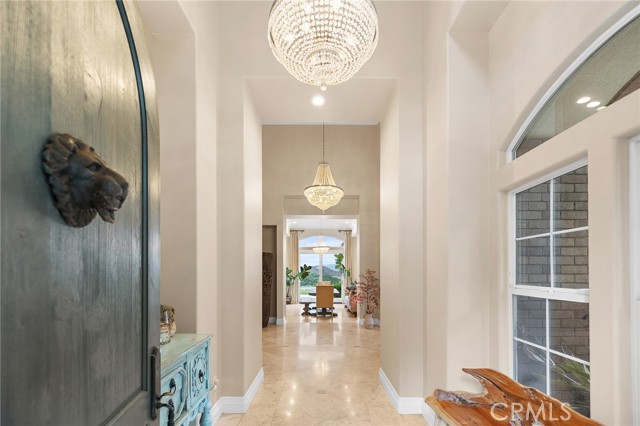 Detail Gallery Image 11 of 59 For 27630 Morning Glory Cir, Temecula,  CA 92590 - 4 Beds | 3/1 Baths