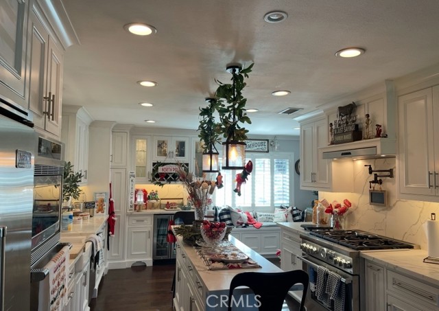 Detail Gallery Image 4 of 11 For 15815 Hickory Hill Dr, La Mirada,  CA 90638 - 4 Beds | 2 Baths