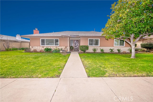 956 W 13Th St, Upland, CA 91786