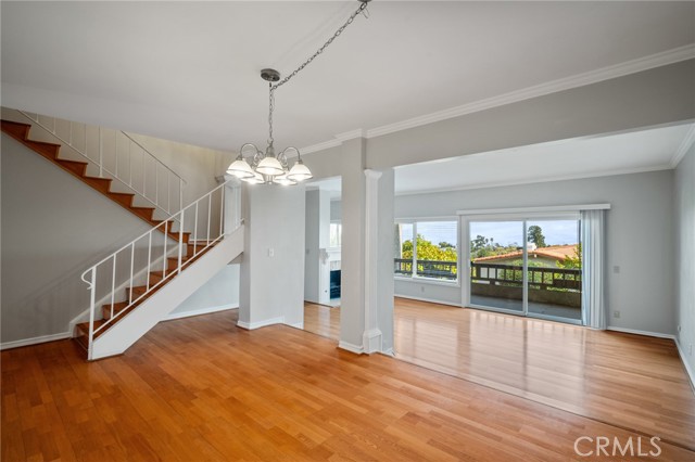 54 Hilltop Circle, Rancho Palos Verdes CA: https://media.crmls.org/medias/f3b748b4-2356-4a5d-a993-72ad008cebfe.jpg