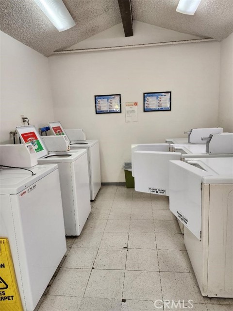 Detail Gallery Image 12 of 13 For 15116 S Raymond Ave #104,  Gardena,  CA 90247 - 2 Beds | 2 Baths