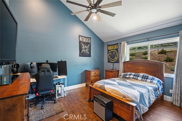 1 New Haven, Laguna Niguel CA: https://media.crmls.org/medias/f3b7c84b-b5a7-409a-a4da-c73a7ae92c9b.jpg