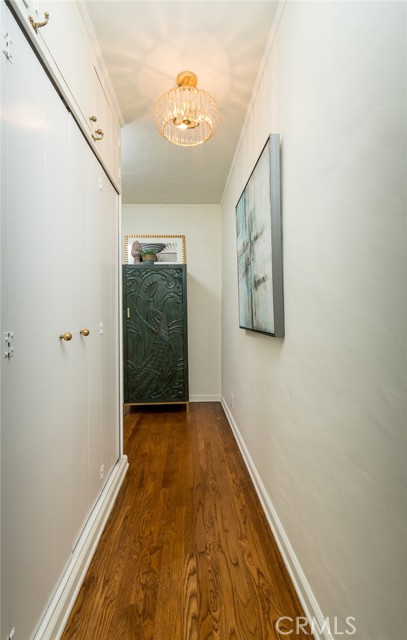 Detail Gallery Image 26 of 34 For 3554 Yorkshire Rd, Pasadena,  CA 91107 - 2 Beds | 2 Baths