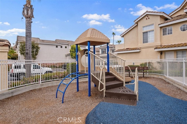 Detail Gallery Image 34 of 36 For 27985 via Del Agua, Laguna Niguel,  CA 92677 - 2 Beds | 2/1 Baths