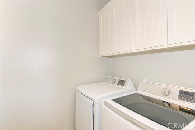 17 Danbury, Ladera Ranch CA: https://media.crmls.org/medias/f3baab49-b1fa-45af-ab04-7efaddcc89b9.jpg
