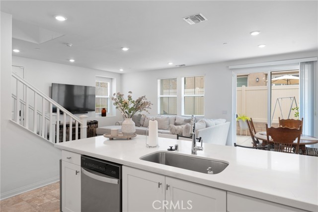 Detail Gallery Image 11 of 34 For 1749 Franklin Tree Pl, Upland,  CA 91784 - 3 Beds | 2/1 Baths