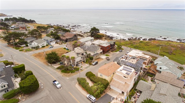 295 Plymouth Street, Cambria CA: https://media.crmls.org/medias/f3bac6e8-305e-449d-93ff-313034777de2.jpg