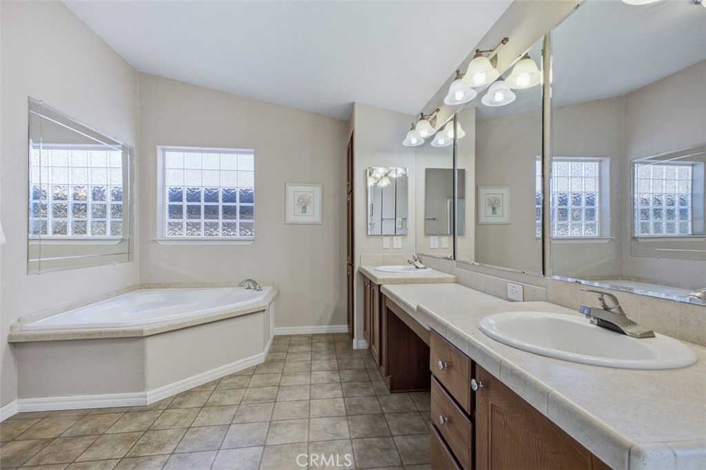 MLS #SR26137024 image #4