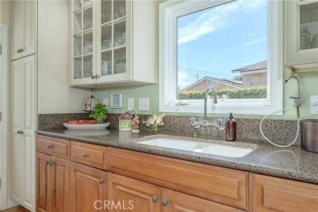 Detail Gallery Image 9 of 38 For 13312 Havenwood Dr, Garden Grove,  CA 92843 - 3 Beds | 1/1 Baths