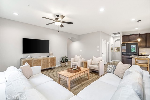 1206 Bristlecone Drive, Madera CA: https://media.crmls.org/medias/f3bce8b3-b6ea-405a-a2a3-f16cbd626348.jpg