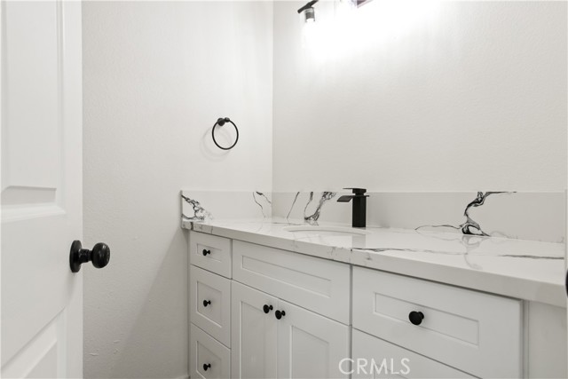 Detail Gallery Image 15 of 25 For 8744 Burnet Ave #14,  North Hills,  CA 91343 - 2 Beds | 2/1 Baths