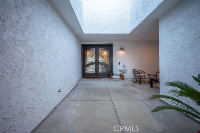 Detail Gallery Image 4 of 46 For 2071 N Redding Way, Upland,  CA 91784 - 3 Beds | 3 Baths