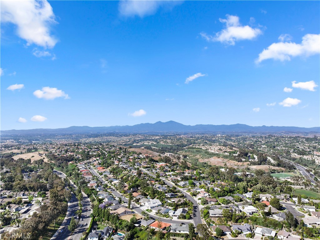 MLS #OC25246819 image #53