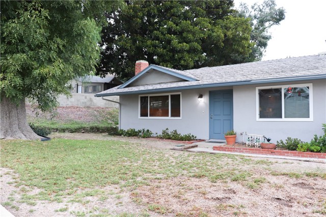 11260 Dominica Ave photo 3