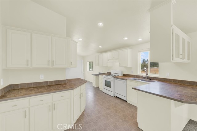 Detail Gallery Image 32 of 58 For 7264 Alpine, Corning,  CA 96021 - 3 Beds | 2 Baths