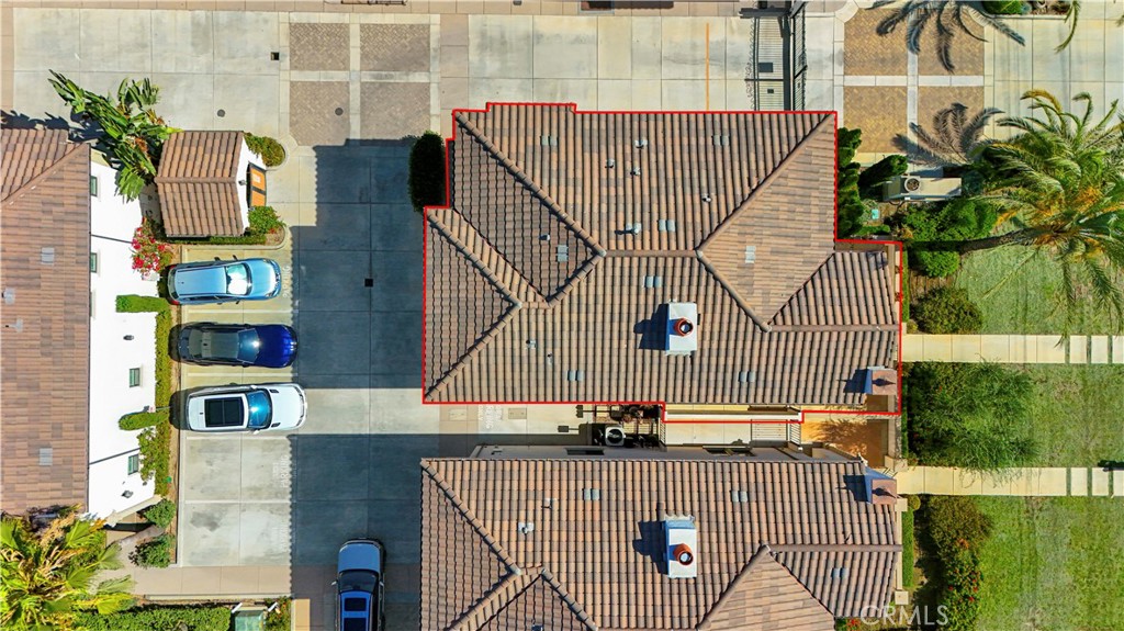 https://media.crmls.org/medias/f3bf996d-dad0-4e5e-8544-82e547ddca7f.jpg?preset=X-Large