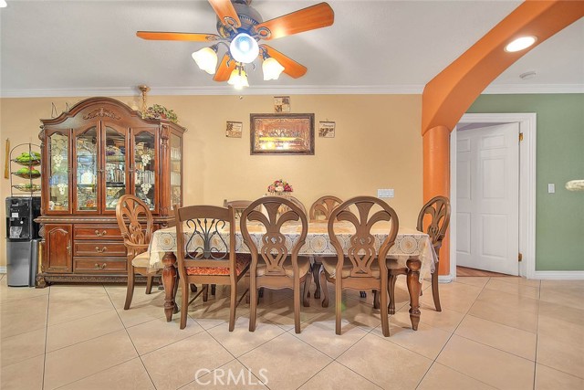 25664 Lola Court, Menifee CA: https://media.crmls.org/medias/f3bfa022-bb9a-4a23-bdbd-c9ed0849de33.jpg