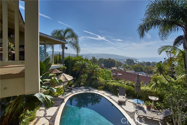 Detail Gallery Image 26 of 37 For 570 Allview, Laguna Beach,  CA 92651 - 3 Beds | 3 Baths