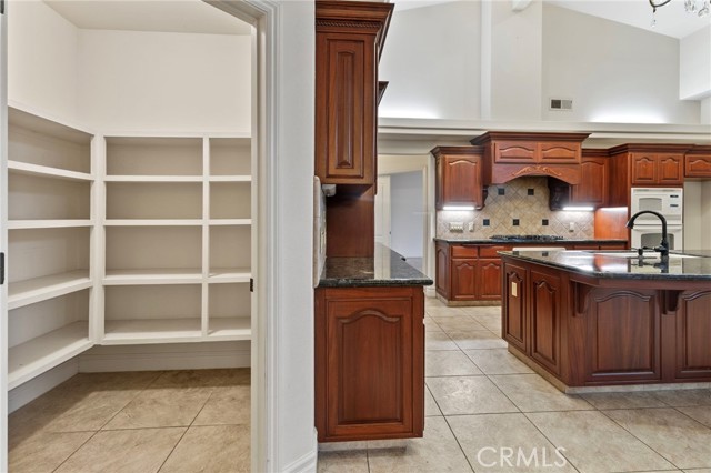 Detail Gallery Image 34 of 38 For 3255 Hollow, Madera,  CA 93637 - 5 Beds | 3 Baths