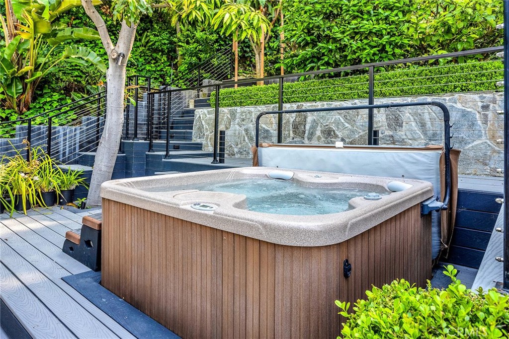 3521 Stonewood DriveSherman Oaks image #16