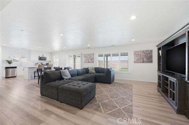 Image 6 of 51 For 695 Qeweewish Avenue