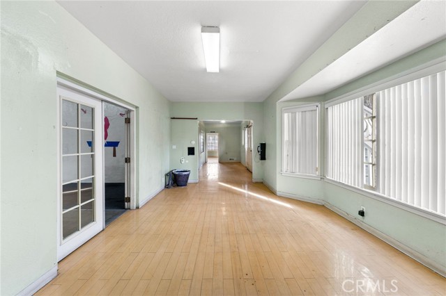 Image 16 of 34 For 1011 Willowbrook Avenue