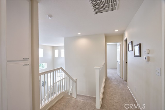23794 Marin Court, Murrieta CA: https://media.crmls.org/medias/f3c15ab7-36c4-43fe-843b-bdfc129ec2c4.jpg