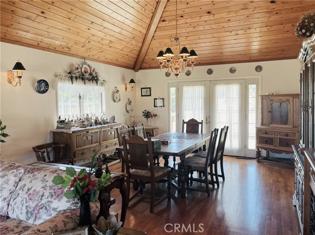 10500 Steinhoff Road, Frazier Park CA: https://media.crmls.org/medias/f3c1c6fd-e96a-402b-90d2-c4cb202aeb45.jpg