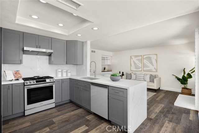 Detail Gallery Image 16 of 51 For 136 Donnybrook, Brea,  CA 92821 - 4 Beds | 2/1 Baths