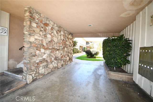 Detail Gallery Image 17 of 22 For 333 Linden Ave #18,  Long Beach,  CA 90802 - 2 Beds | 1 Baths