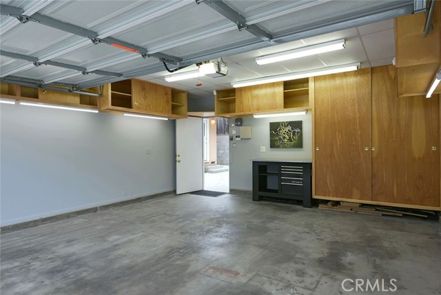 LED under-cabinet lights on left and right sides