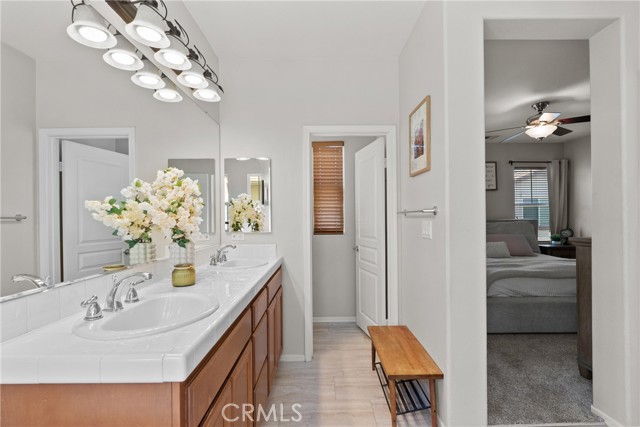 Detail Gallery Image 27 of 48 For 24019 Amphora, Valencia,  CA 91354 - 2 Beds | 2 Baths