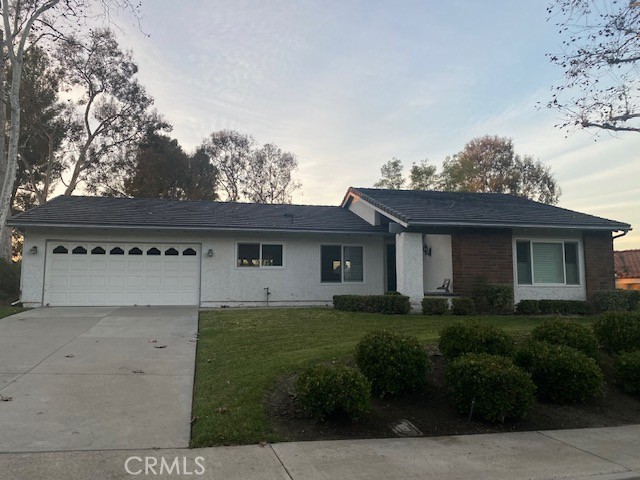 23561 VIA VENTURA, Mission Viejo CA: https://media.crmls.org/medias/f3c36aa1-49fd-4a6f-a51d-209cc74268b1.jpg