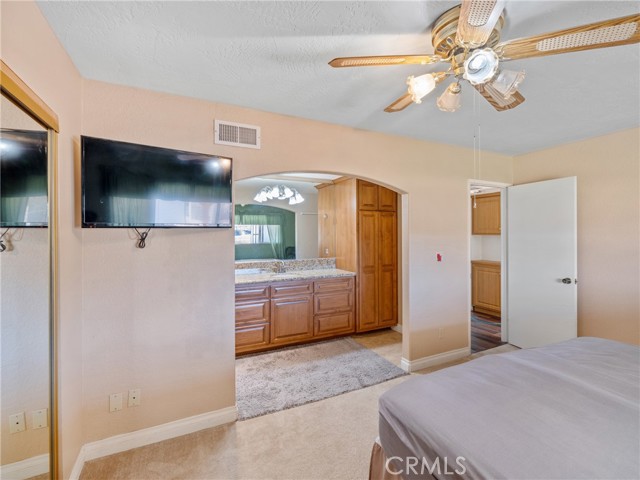Detail Gallery Image 15 of 32 For 27538 Silver Lakes Parkway, Helendale,  CA 92342 - 3 Beds | 2 Baths