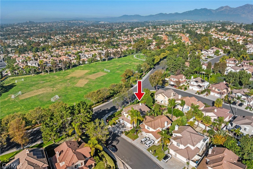 MLS #OC25276815 image #34