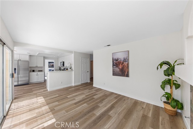 30612 Willow Village Drive, Menifee CA: https://media.crmls.org/medias/f3c40b10-c7c5-4d97-9d06-2c2f977638ce.jpg