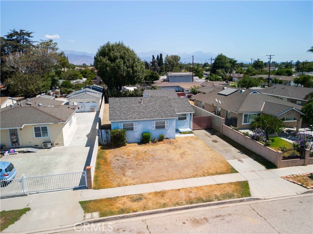 13255 Corak Street, Baldwin Park CA: https://media.crmls.org/medias/f3c46a65-9068-47e9-b597-b8cf2407c359.jpg