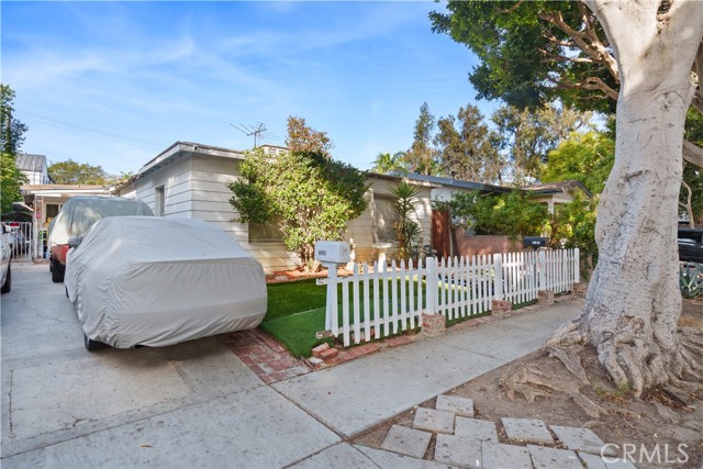 Detail Gallery Image 6 of 10 For 8891 Carson St, Culver City,  CA 90232 - 4 Beds | 3 Baths