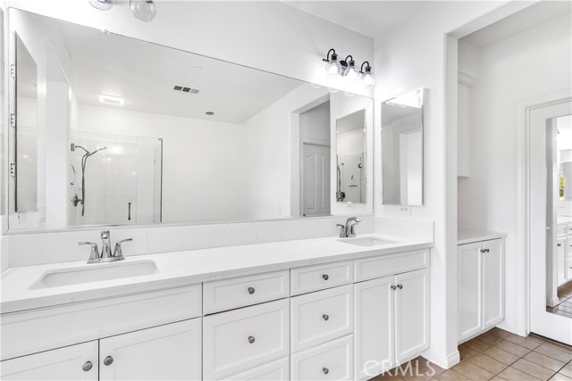 71 Via Almeria, San Clemente CA: https://media.crmls.org/medias/f3c4ef0e-1db3-4e49-bd3f-62e79052189d.jpg