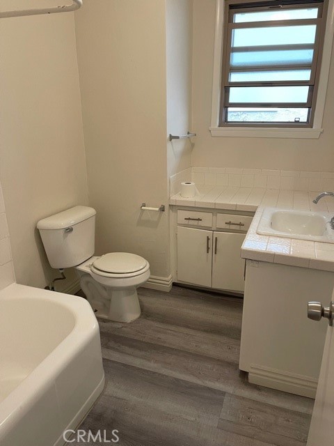 Detail Gallery Image 8 of 9 For 1026 E Imperial Ave #1,  El Segundo,  CA 90245 - 1 Beds | 1 Baths