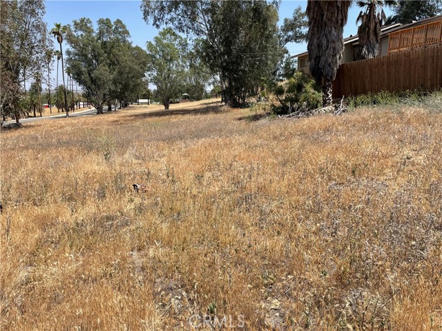 16 Riverside Drive, Lake Elsinore, California 92530, ,Land,For Sale,16 Riverside Drive,CRSW22090993