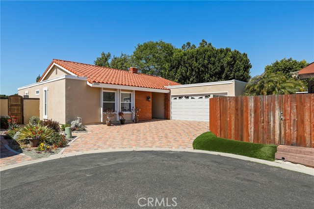 Detail Gallery Image 1 of 1 For 23325 Gondor Dr, Lake Forest,  CA 92630 - 3 Beds | 2 Baths