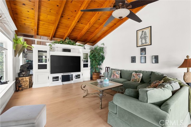 Detail Gallery Image 20 of 45 For 13192 Silver Birch, Tustin,  CA 92780 - 4 Beds | 3 Baths