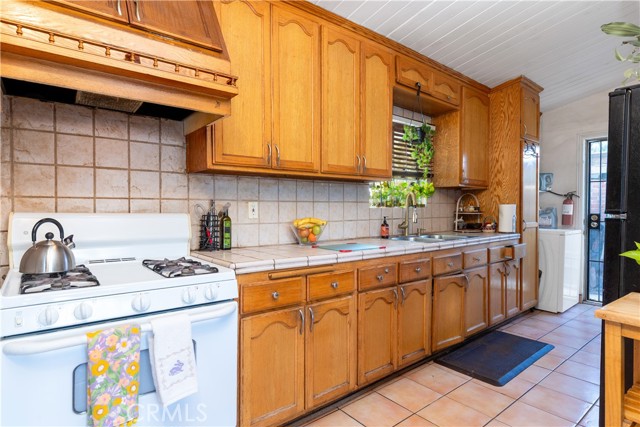 Detail Gallery Image 4 of 22 For 5314 N Banewell Ave, Azusa,  CA 91702 - 4 Beds | 2 Baths