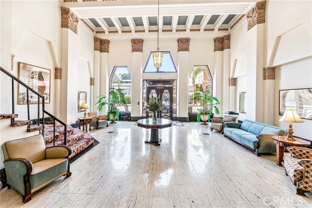 Detail Gallery Image 4 of 47 For 140 Linden Ave #956,  Long Beach,  CA 90802 - 1 Beds | 1 Baths