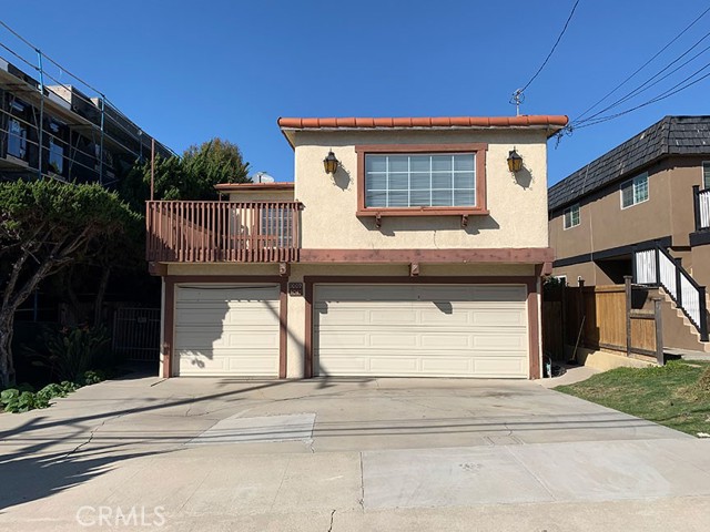 1009 5th Street, Hermosa Beach, California 90254, 5 Bedrooms Bedrooms, ,3 BathroomsBathrooms,Residential,Sold,5th,SB23055335