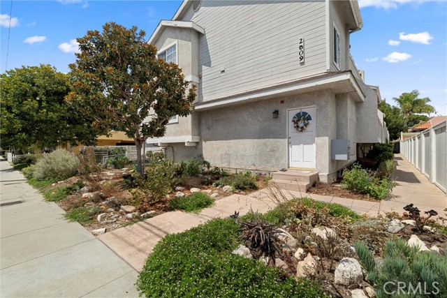 2609 Vanderbilt Lane, Redondo Beach CA: https://media.crmls.org/medias/f3cb0d78-ecc0-464b-8400-02ebfc9e9289.jpg