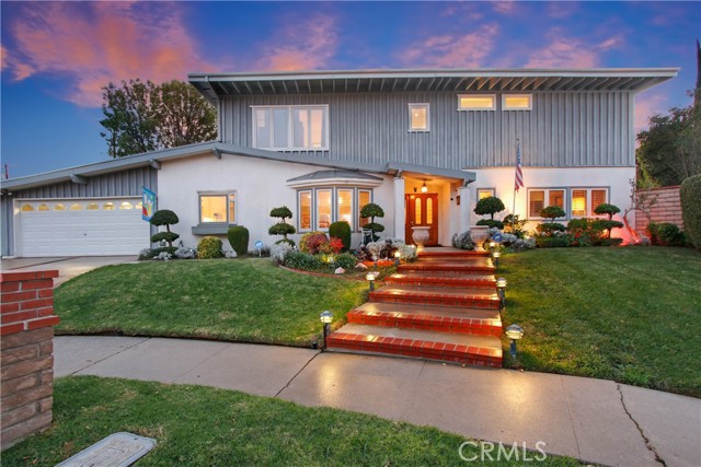 23780 Clarendon Street photo 17