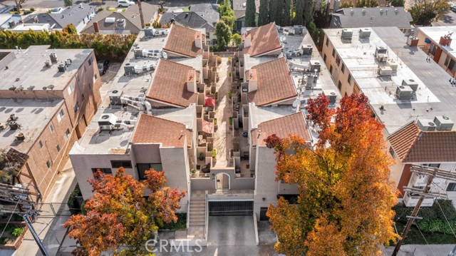 Detail Gallery Image 28 of 32 For 14634 Magnolia Bld #6,  Sherman Oaks,  CA 91403 - 2 Beds | 2/1 Baths